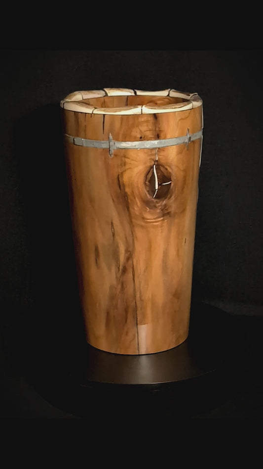 Walnut, Antler with 1800 Flat Barbwire